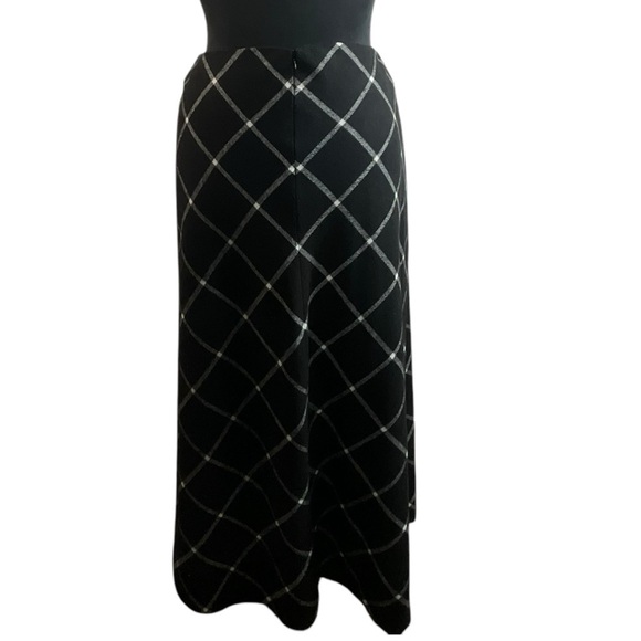 Jessica London Wool Blend Maxi Black and White Checkered Skirt - Picture 4 of 10